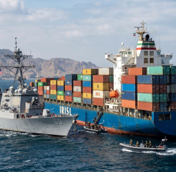 美軍扣押伊朗貨輪「圖斯卡號」疑載軍民兩用物資引關注