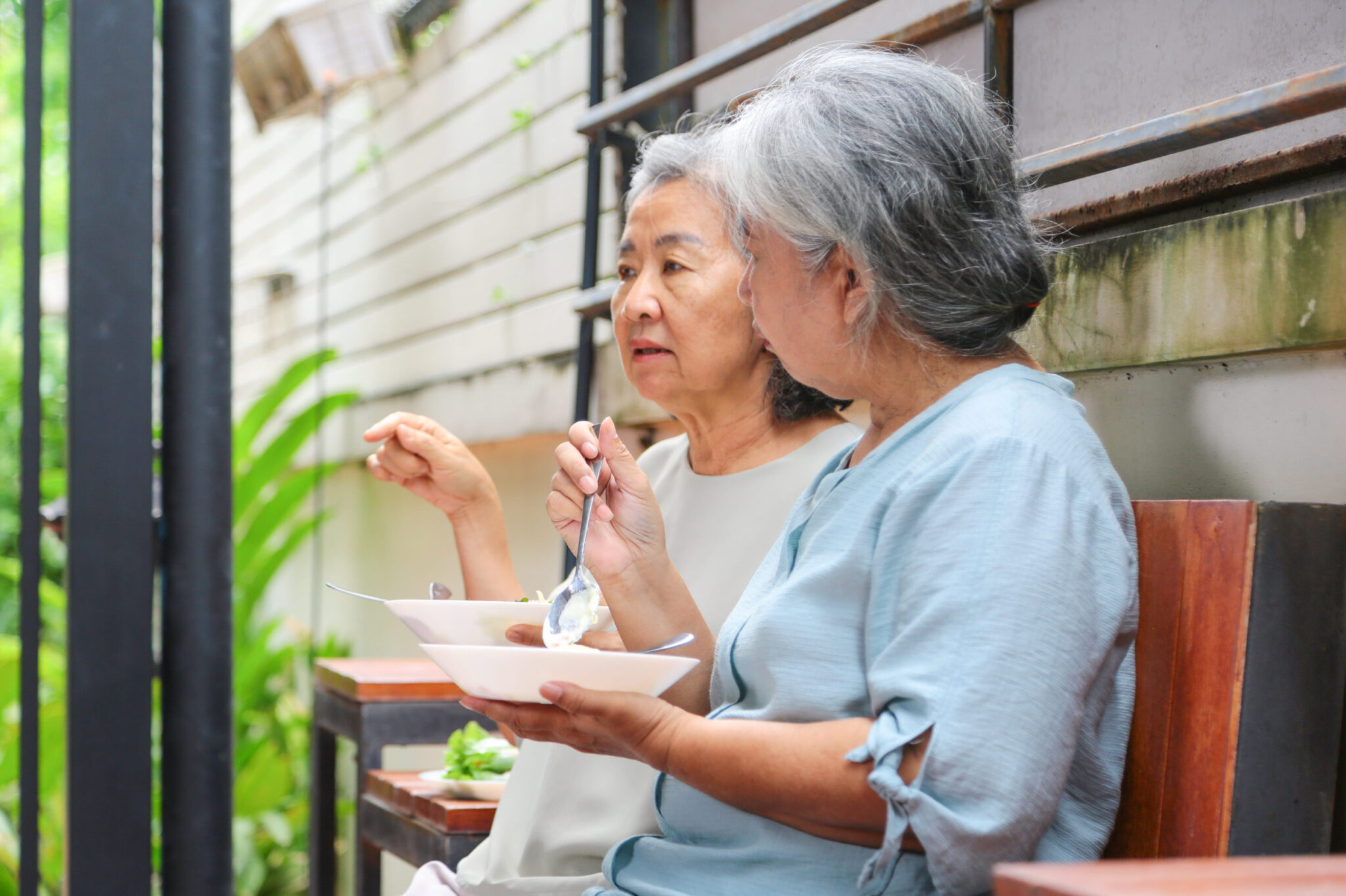 照顧家人備餐好累 營養師邱爸談「5分鐘上桌」料理 把時間留給陪伴
