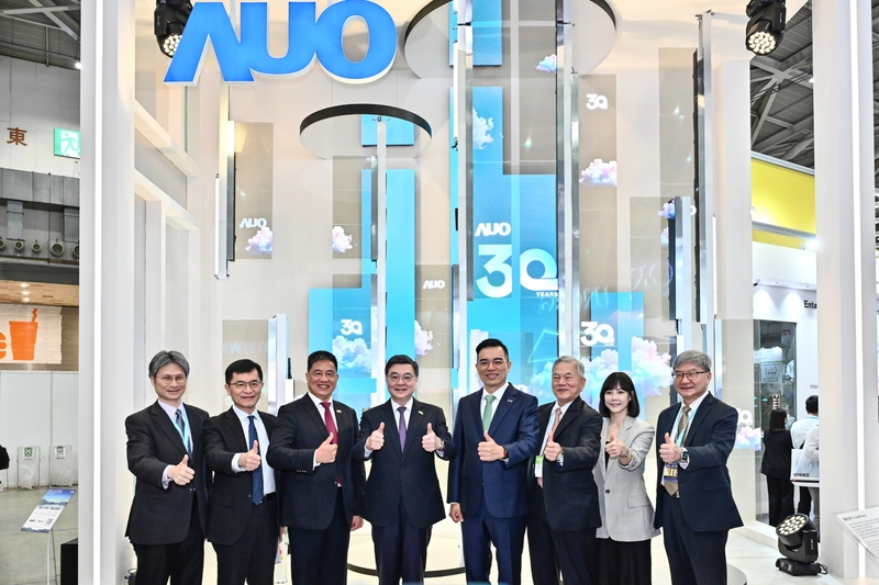 行政院長卓榮泰出席2026 Touch Taiwan系列展　強調先進顯示技術展現臺灣產業實力