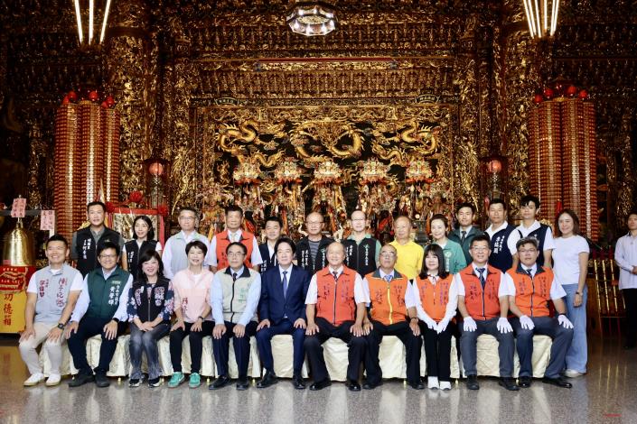 賴清德總統赴臺南西來庵、武龍宮、武德宮贈匾揭牌　黃偉哲市長陪同祈福盼國泰民安