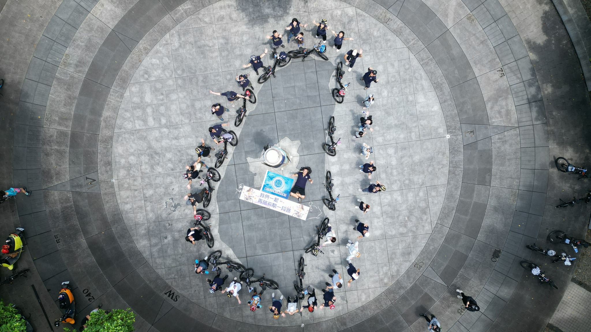 國立中正大學學生南投埔里參與「順騎自然小旅行」　騎行紀念離世同學化思念為前行力量