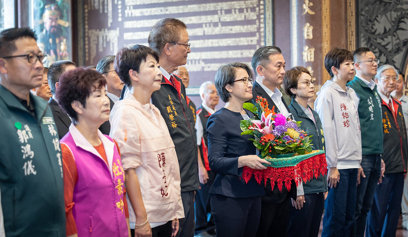 蕭美琴副總統赴臺南廟宇參拜祈福　祈求臺灣風調雨順國泰民安