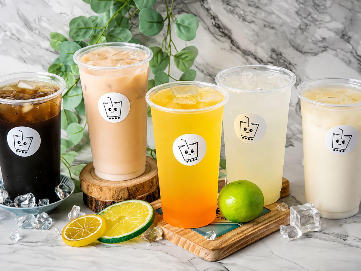 彰化市區茶飲店 從煮茶溫度到浸泡時間 講究風味黑糖青草茶、檸檬飲與氣泡飲